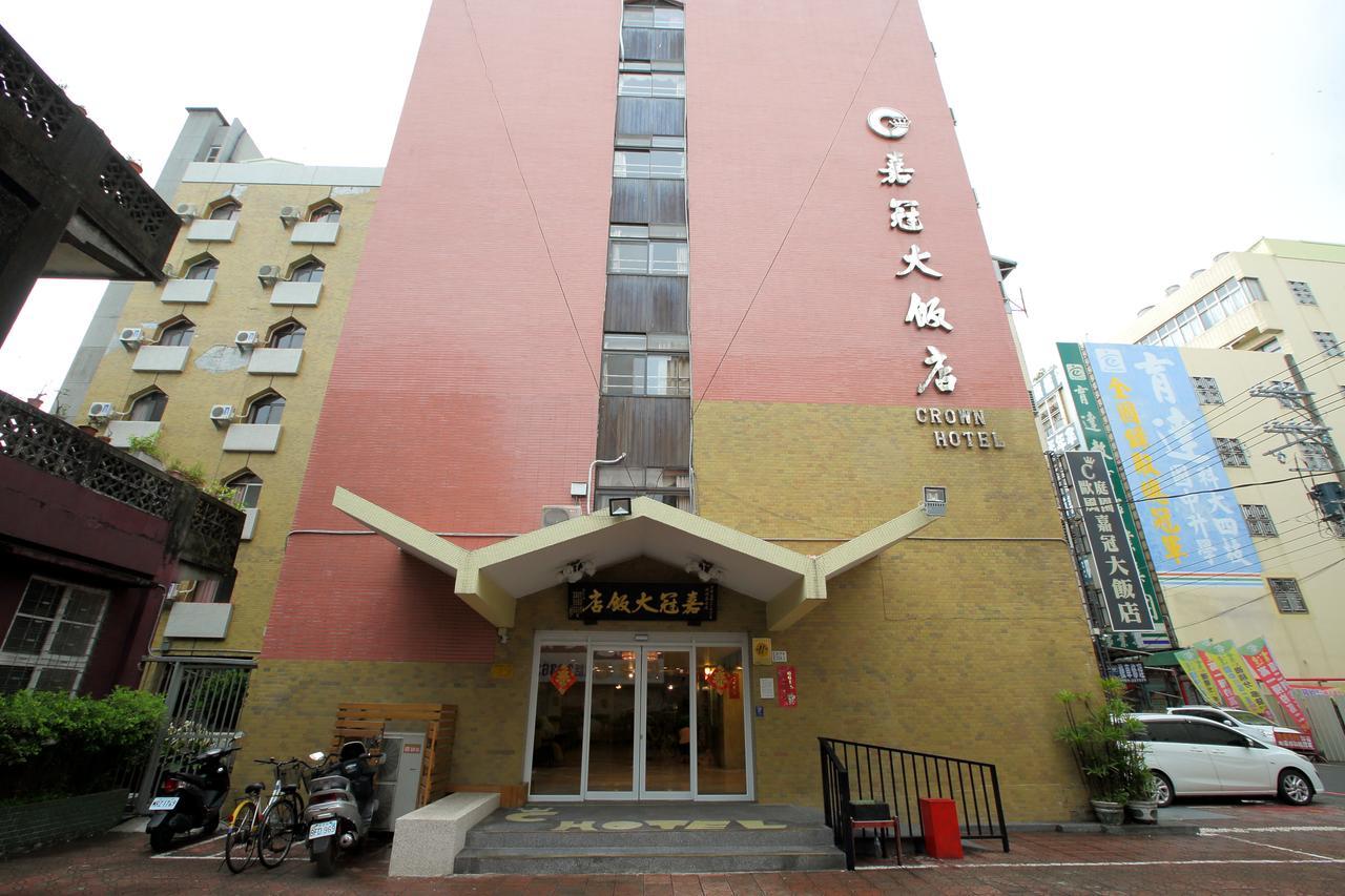 Chiayi Crown Hotel Esterno foto