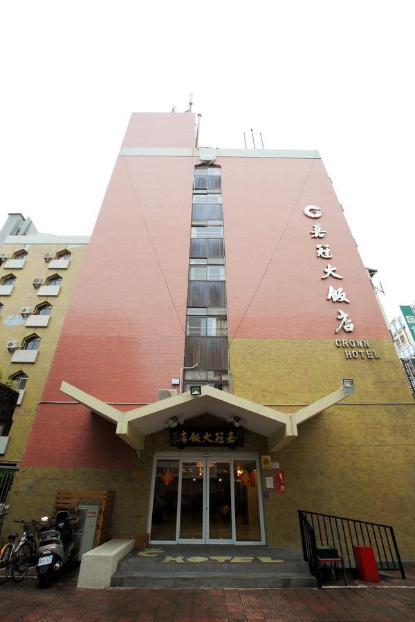 Chiayi Crown Hotel Esterno foto